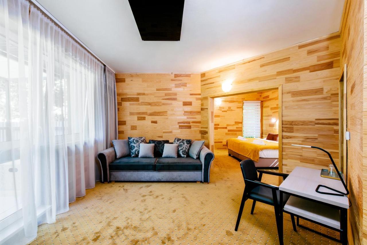 Hotel Veverica Trenčín Esterno foto