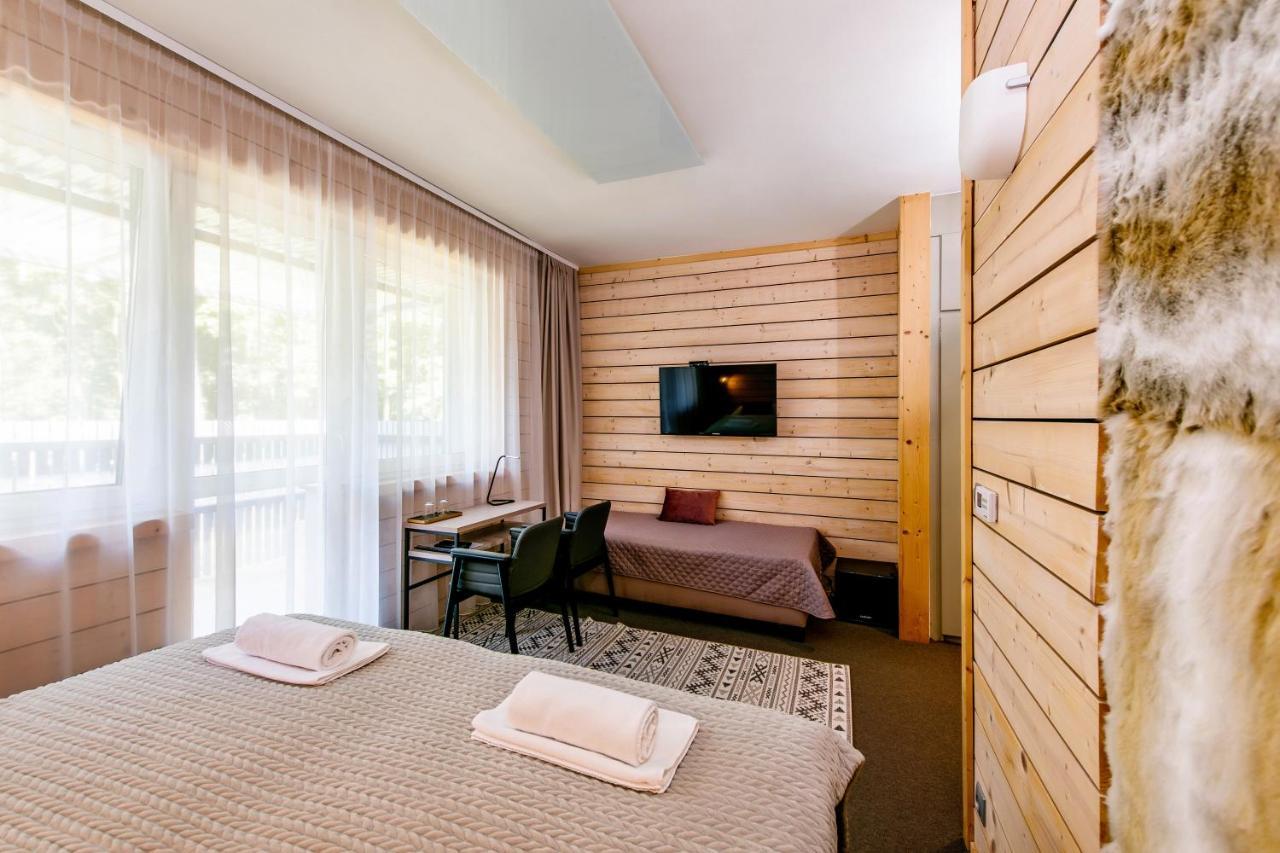 Hotel Veverica Trenčín Esterno foto